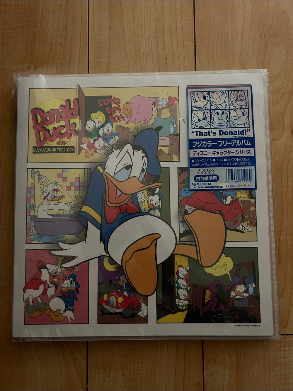 Extremely rare New Tokyo Disneyland Fujicolor photo album Large Donald Duck